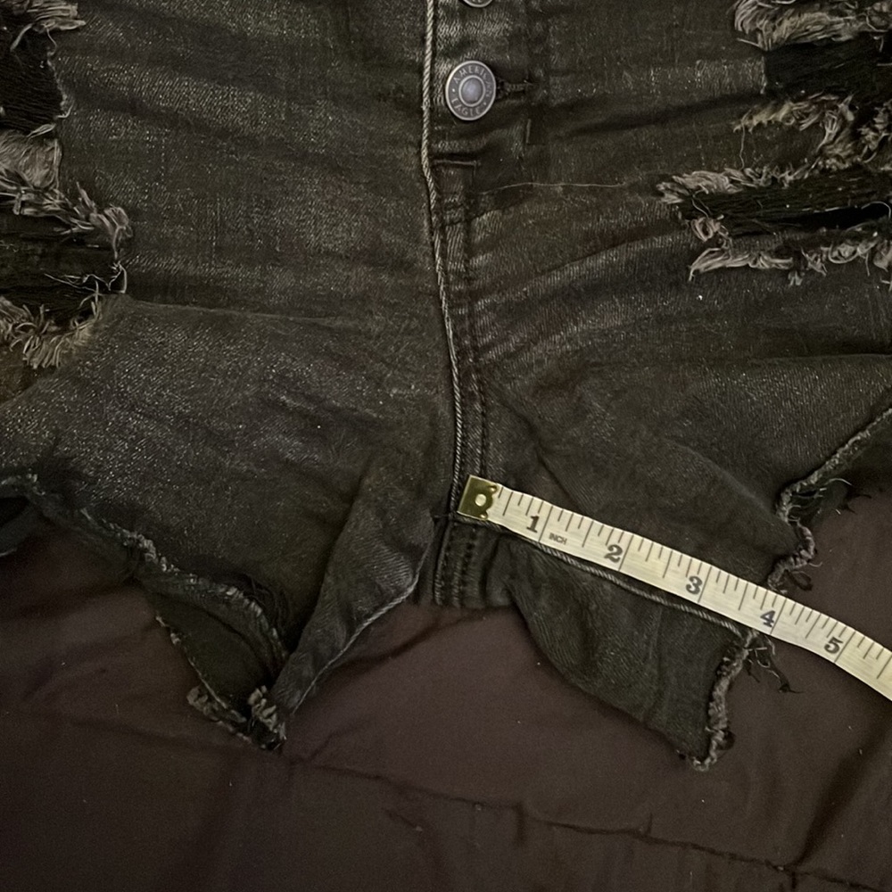 American Eagle Super High Rise Stretch Denim Shorts size 8 - Picture 3 of 7